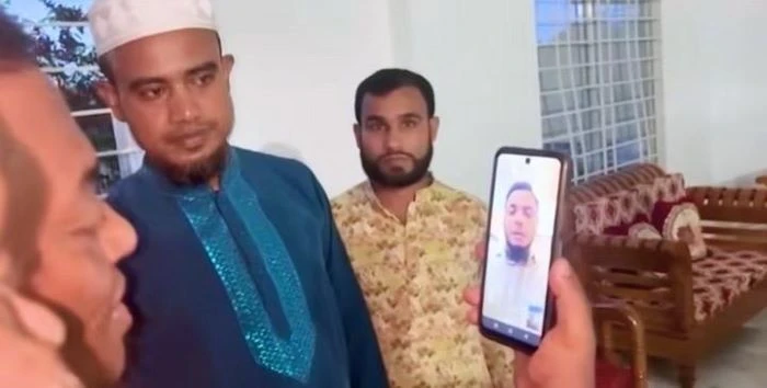 ‘বাউফলের হিন্দু-মুসলিম আমরা একটা পরিবার’, হুমকির শিকার গোবিন্দের পাশে ড. মাসুদ এমপি